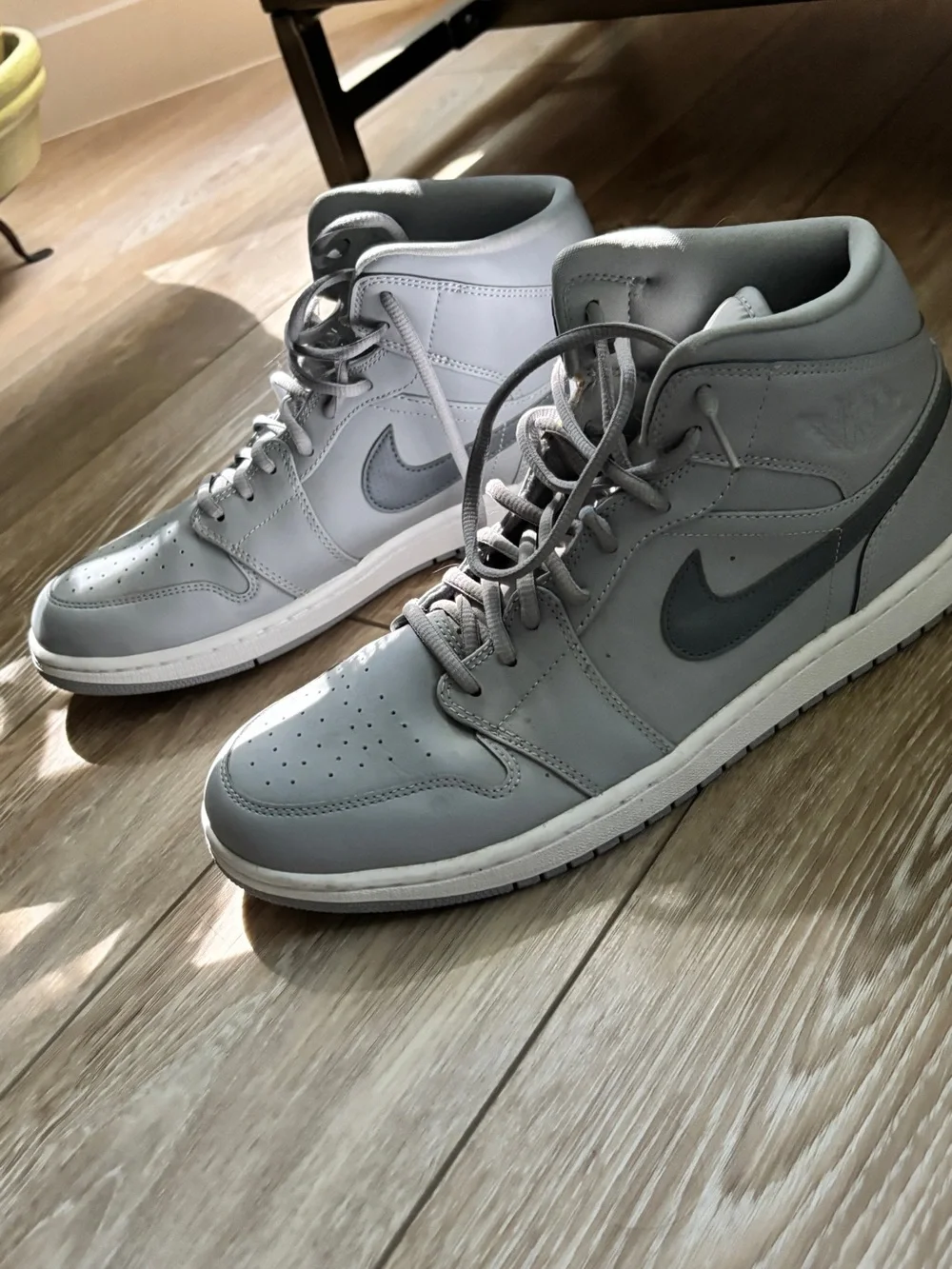 Nike Men’s Mid-Top Sneakers - Grey Size 11